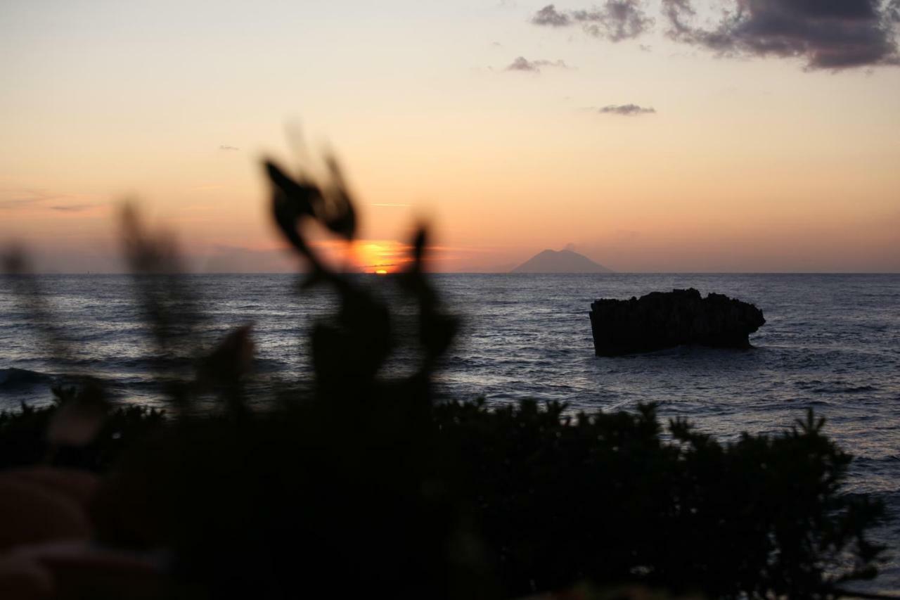 Borgo Di Riaci Beach Resort Santa Domenica  Exteriér fotografie